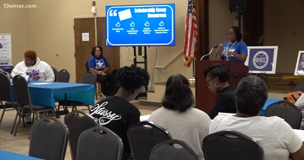 Kappa Zeta Sigma Chapter of Phi Beta Sigma Fraternity, Inc. and the Xi Omega Zeta Chapter of Zeta Phi Beta Sorority, Inc. teamed up to host a college fair and scholarship workshop for kids at the Warner Robins Wellston Center.